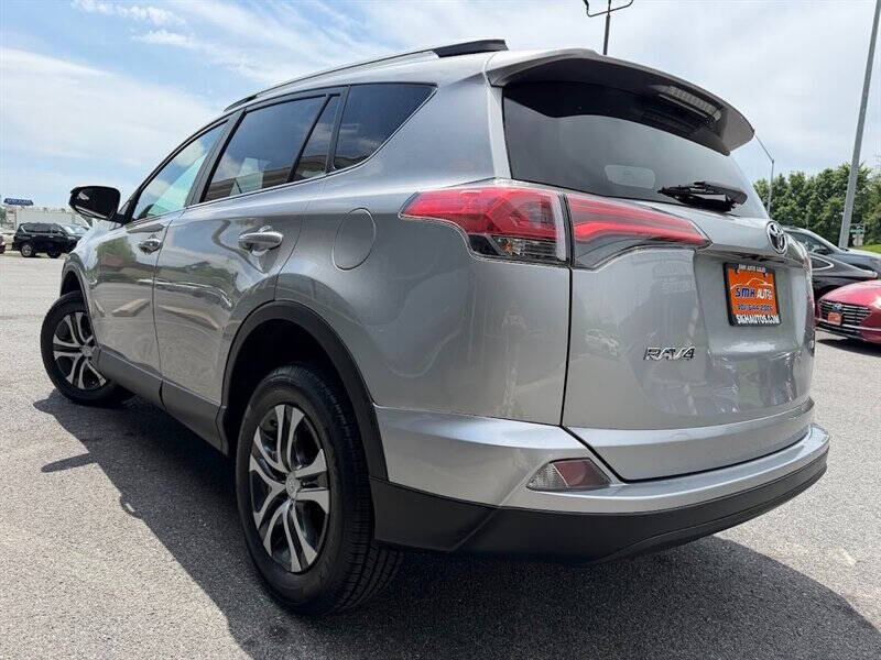 2018 Toyota RAV4 LE