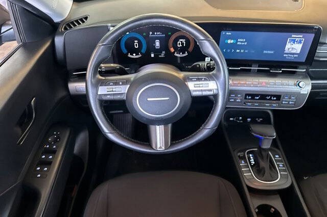 2025 Hyundai Kona SEL