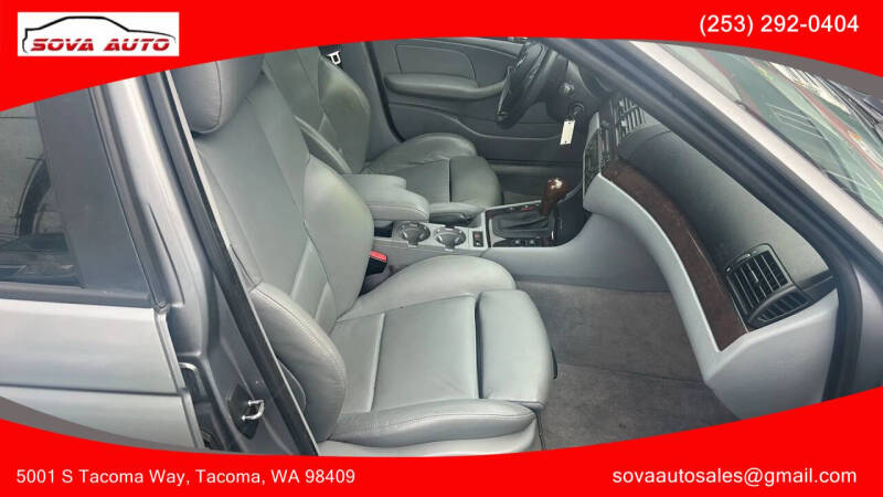 2004 BMW 3 Series 325i