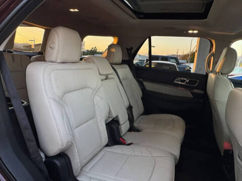 2019 Ford Explorer Platinum