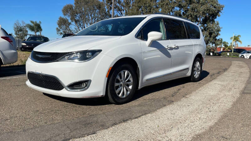 2018 Chrysler Pacifica Touring L