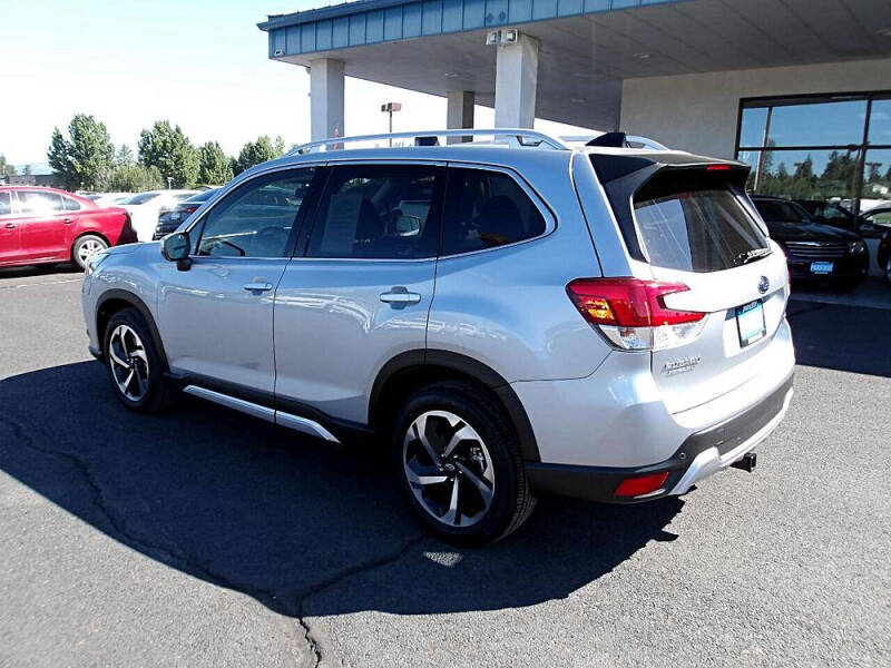2024 Subaru Forester Touring