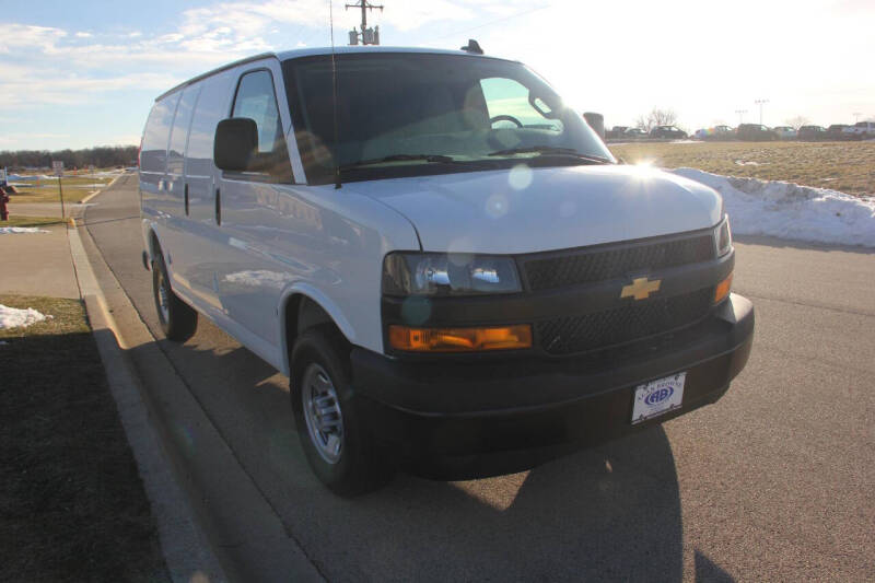 2025 Chevrolet Express 3500