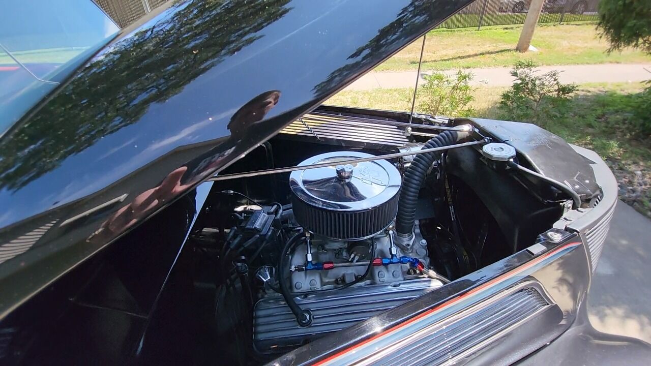 1937 Ford Roadster 134