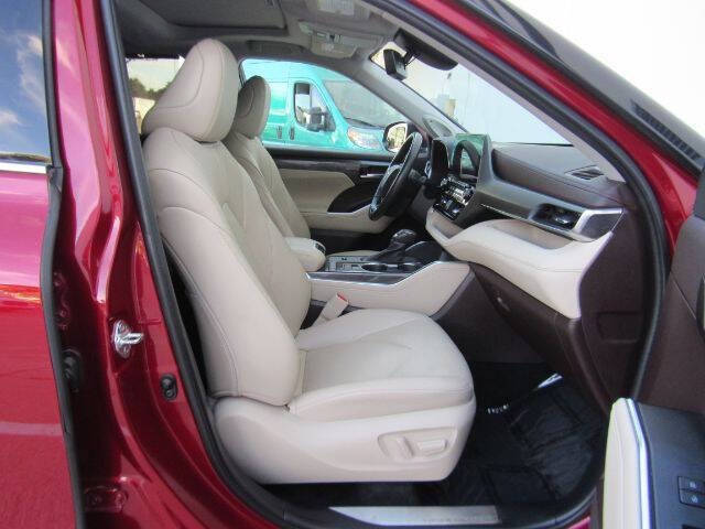 2022 Toyota Highlander Limited