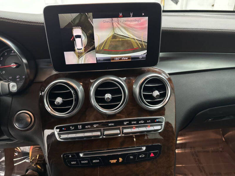 2017 Mercedes-Benz GLC GLC 300