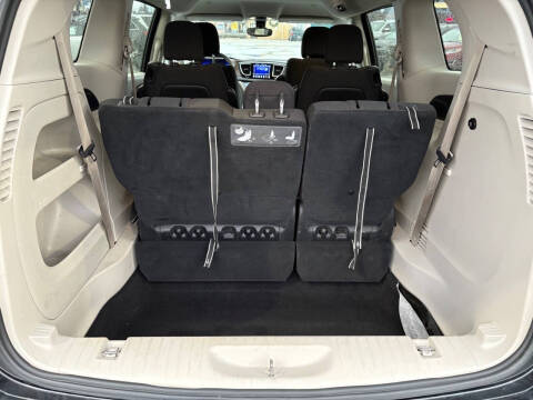 2017 Chrysler Pacifica Touring