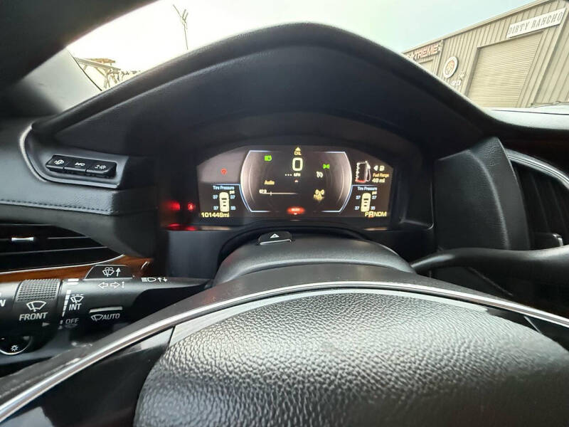 2015 Cadillac Escalade Luxury