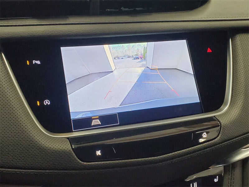 2025 Cadillac XT5 Luxury