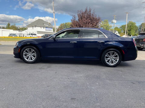 2017 Chrysler 300 C