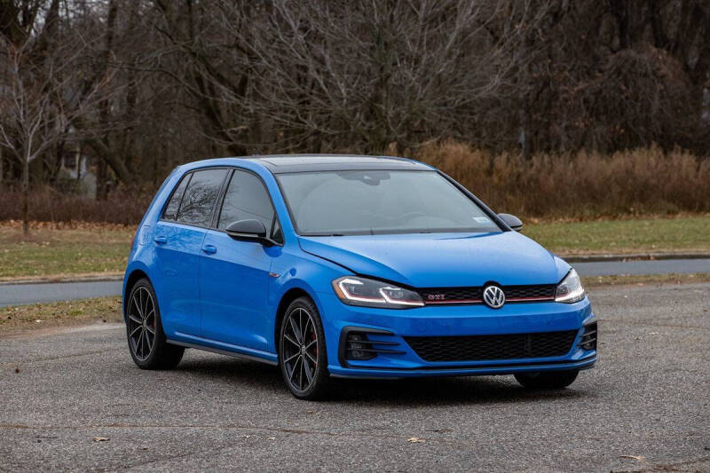 2021 Volkswagen Golf GTI SE