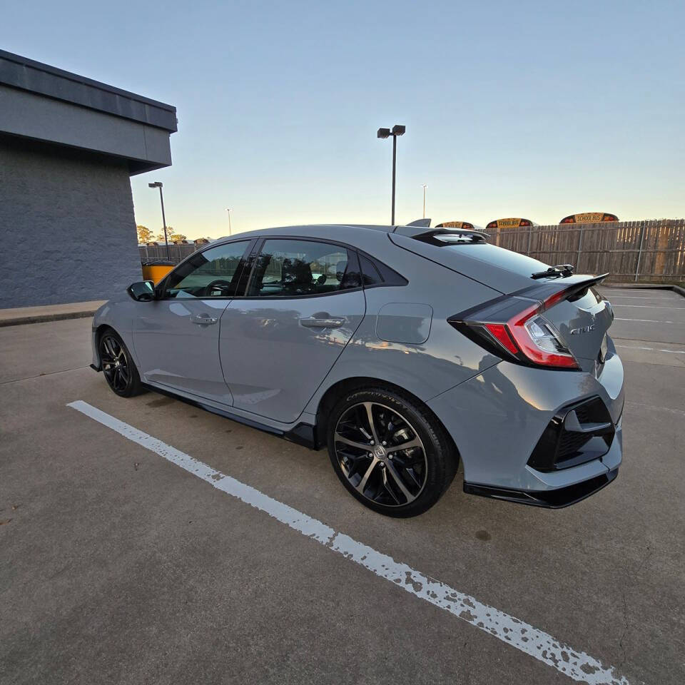 2021 Honda Civic for sale at MOTOR VILLAGE LLC in Houston, TX