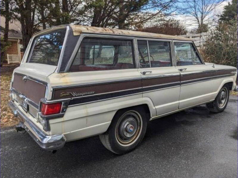 1968 Jeep Wagoneer