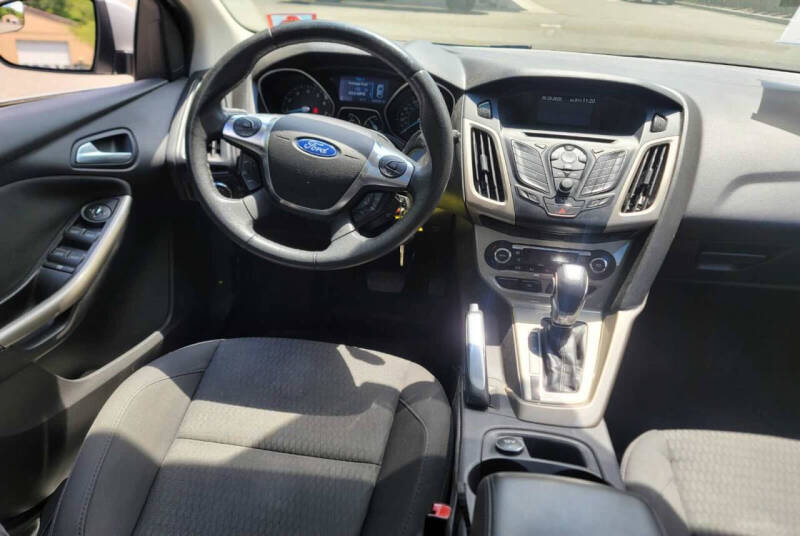 2012 Ford Focus SEL