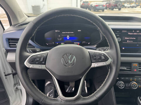 2024 Volkswagen Taos SE 4Motion