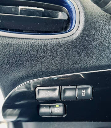 2016 Toyota Prius Four Touring