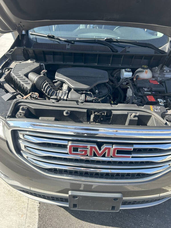 2015 GMC Acadia SLE-2