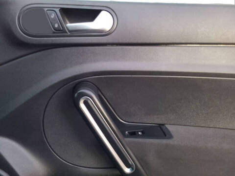 2014 Volkswagen Beetle 1.8T Entry PZEV