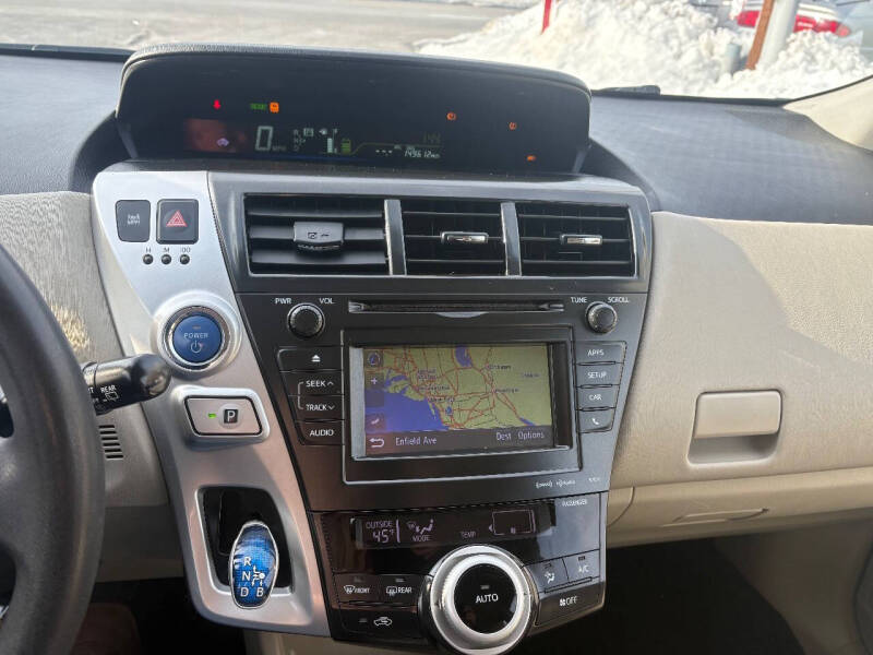 2012 Toyota Prius v Three