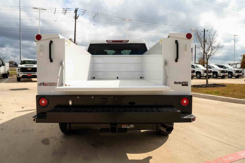 2025 GMC Sierra 2500HD Pro