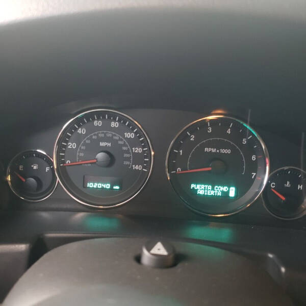 2007 Jeep Commander Sport