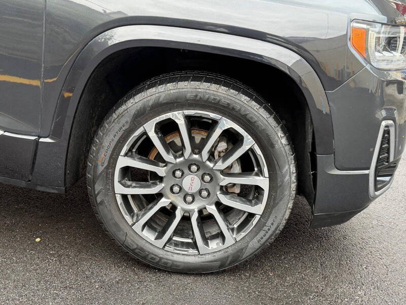 2020 GMC Acadia Denali