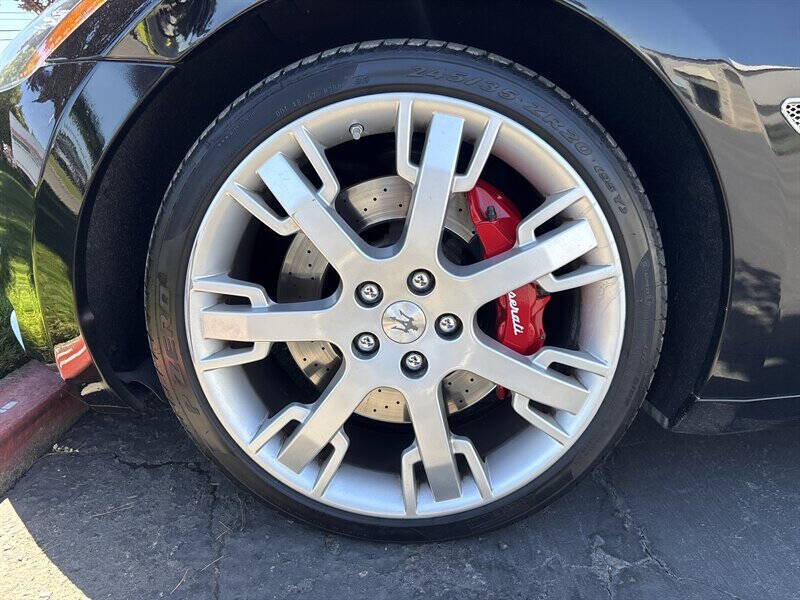 2016 Maserati GranTurismo