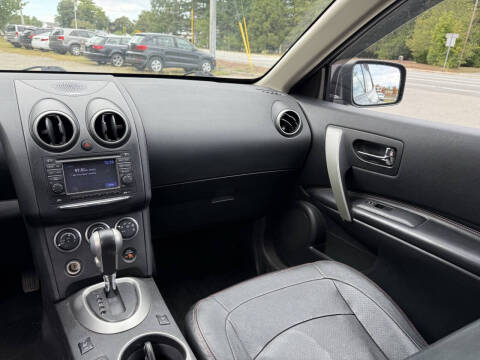 2013 Nissan Rogue SV w/SL Package