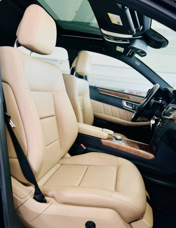 2012 Mercedes-Benz E-Class E 350 BlueTEC Luxury