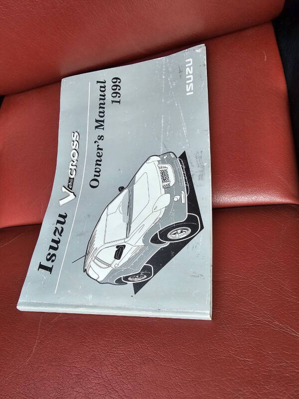 1999 Isuzu VehiCROSS