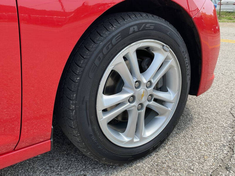 2018 Chevrolet Cruze LT Auto