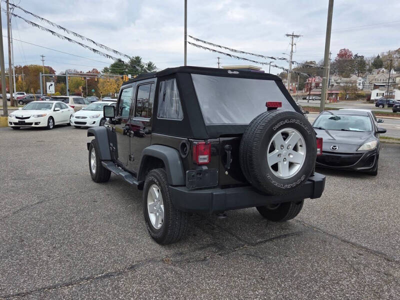 2013 Jeep Wrangler Unlimited Sport