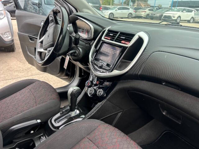 2020 Chevrolet Sonic LT