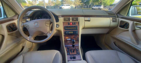 2001 Mercedes-Benz E-Class E 320