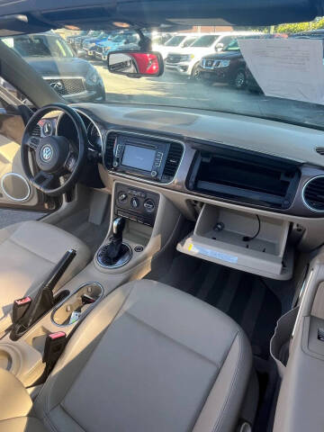 2013 Volkswagen Beetle Convertible