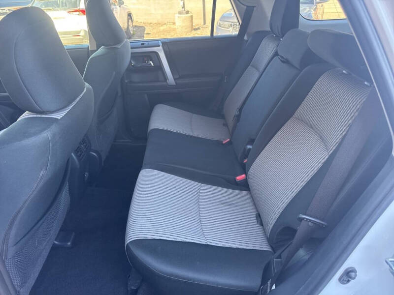 2024 Toyota 4Runner SR5