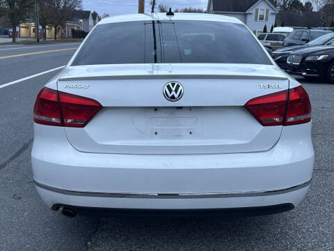 2015 Volkswagen Passat 1.8T SEL Premium