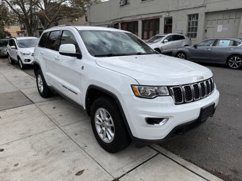 2018 Jeep Grand Cherokee Laredo E