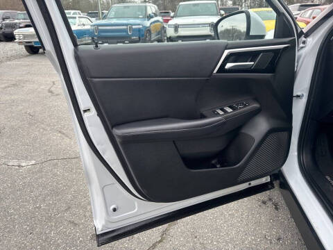 2023 Mitsubishi Outlander PHEV SE