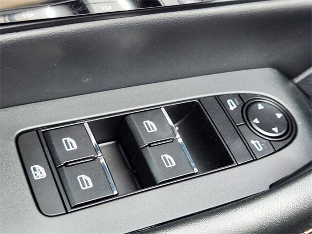 2025 Mazda CX-70 Plug-in Hybrid Premium