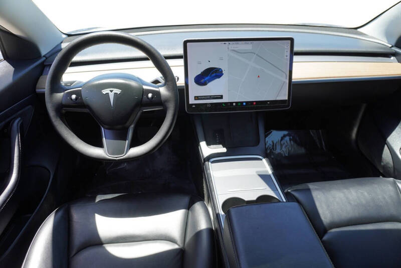 2021 Tesla Model 3 Standard Range Plus
