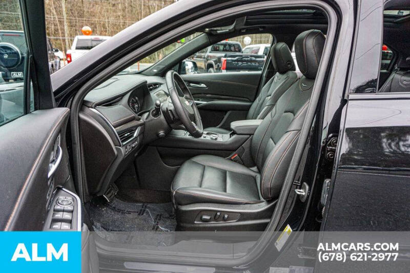 2022 Cadillac XT4 Sport