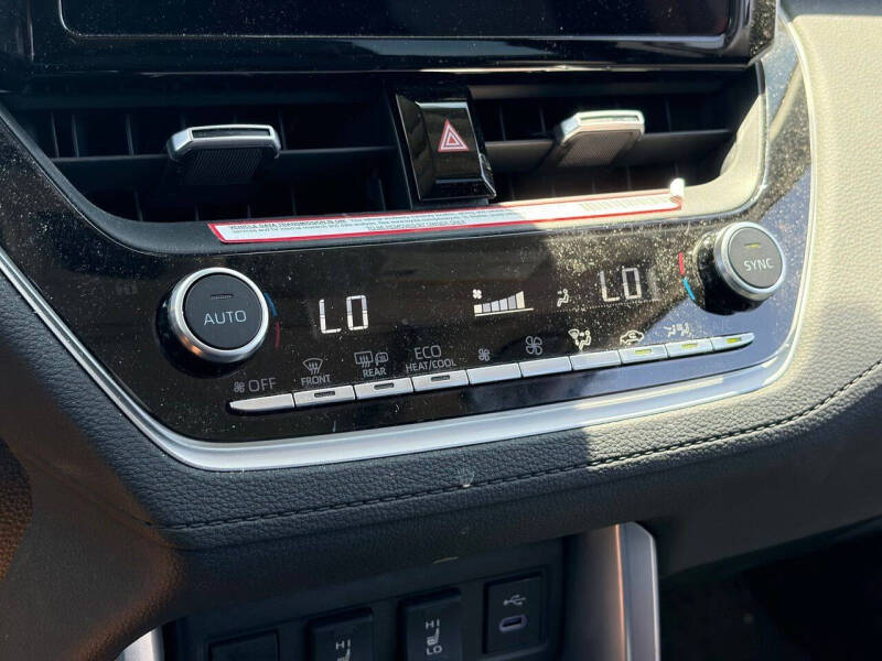 2023 Toyota Corolla Cross XLE
