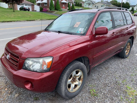 2004 Toyota Highlander for sale at Trocci's Auto Sales in West Pittsburg PA