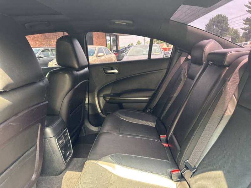 2019 Dodge Charger SXT