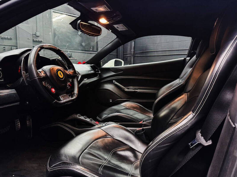 2016 Ferrari 488 GTB