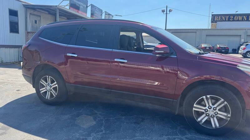2017 Chevrolet Traverse LT