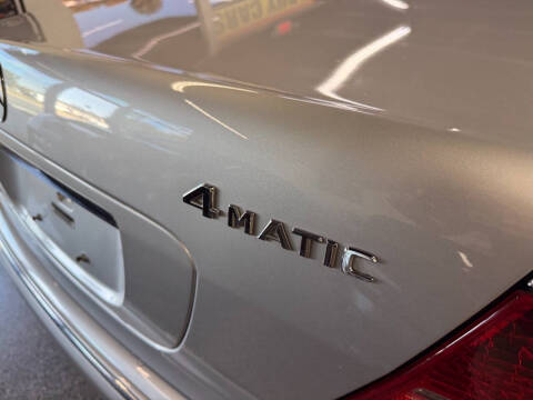 2005 Mercedes-Benz S-Class S 500 4MATIC