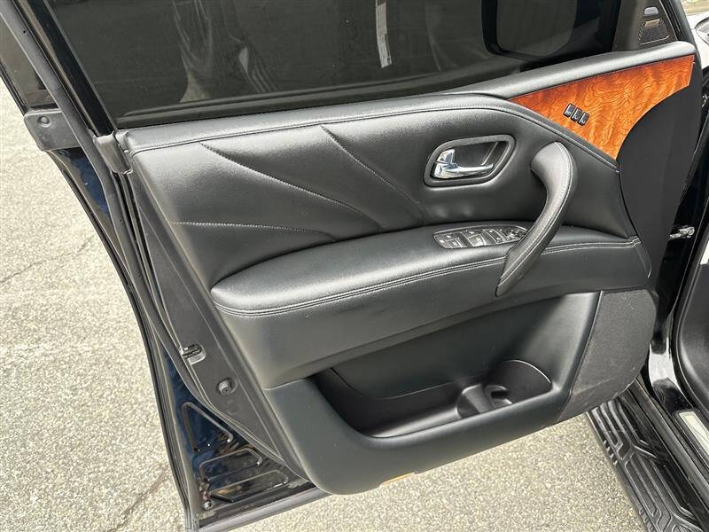 2017 Infiniti QX80