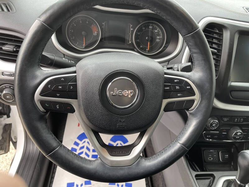 2018 Jeep Cherokee Latitude Plus